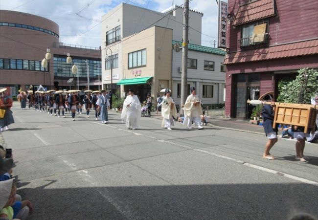 ８月の終盤に開催される夏祭り