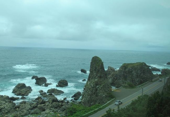 八森岩館海岸