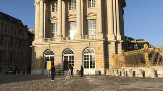 11月のヴェルサイユ宮殿の混雑状況