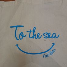 こんな可愛いショップバッグに入れてくれます。