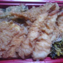 天丼、８８４円です。