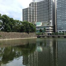 ビル街にある風景。