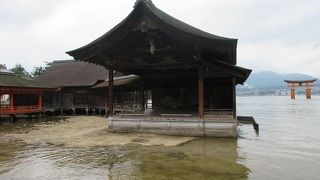 福島、浅野氏が寄進