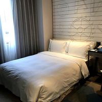 ベッド広めです