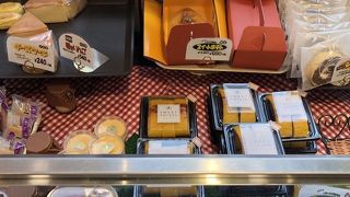 火曜日はパン、サンドイッチ10％オフ