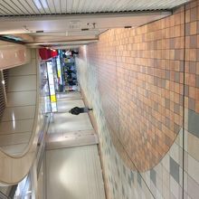 朝のエキュート品川