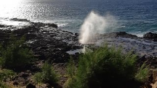 潮吹き岩です。