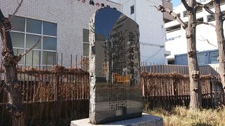 勝鬨橋の袂にありました。