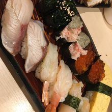 食べ放題の寿司