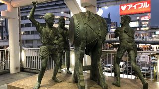 小倉駅前にあります