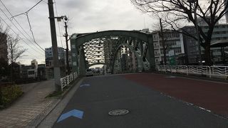 渋い鉄橋
