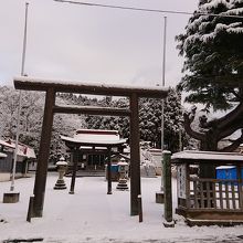 大平神明宮の外観です。大湊駅から直ぐの場所。