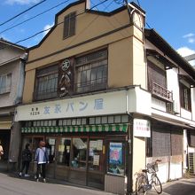 店舗の建て方が気に成ります