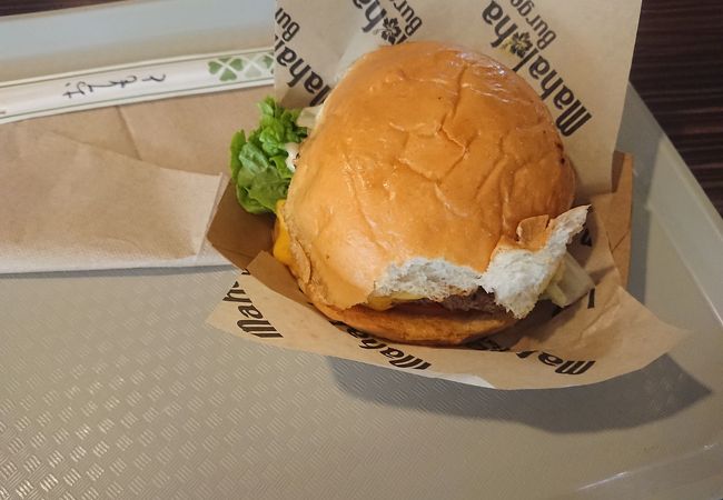 マハロハバーガー クチコミ アクセス 営業時間 ホノルル フォートラベル