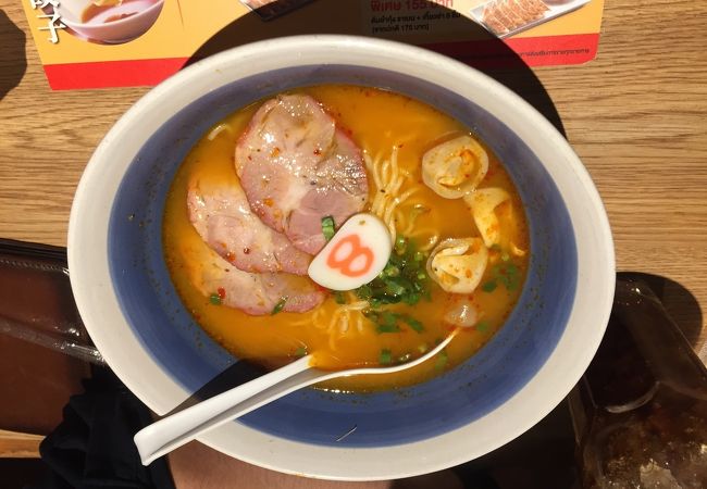 ８番ラーメン (セントラルワールドプラザ店)