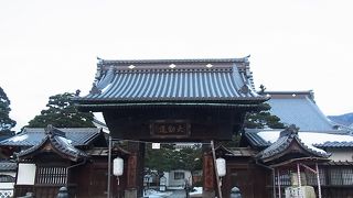 人々に即した身近な大勧進