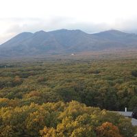 本館のベランダから、那須山を見ます。