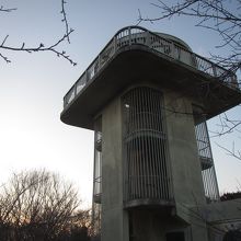 立派な建物です