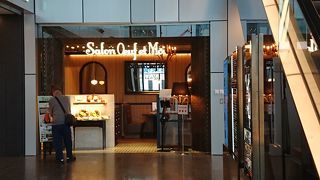 サロン ウフ エ モア 東急プラザ渋谷店