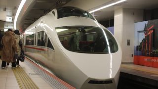 白いロマンスカー・VSEに乗りました