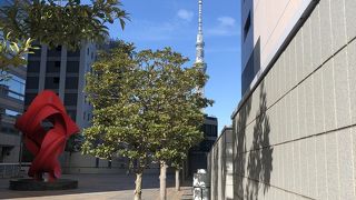 なんでも揃う便利なビル