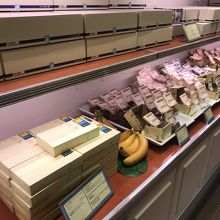 クッキー二種の詰め合わせを購入