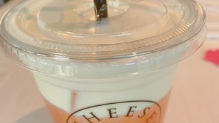 雰囲気よし、チーズガーデンのカフェ。