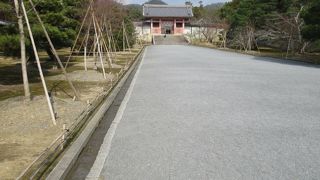 仁王門と金堂を繋ぐ中門