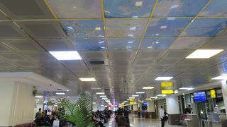 メヘラーバード国際空港 (THR)