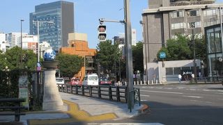 オリンピックの東京開催を勝ち取ったことを誇らしく思う、当時の日本人の気持ちが伝わってくるようです。