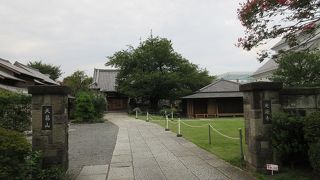 このお寺を有名にしているのは、【十一面観音像】です。