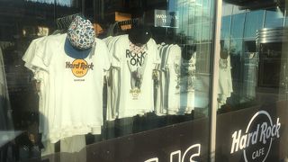 ワルシャワ中央駅からすぐ