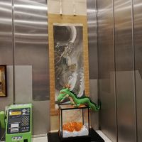 ロビーに飾ってあったドラゴンボールと神龍