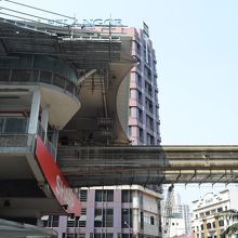 モノレールの線路