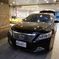 空港送りの車