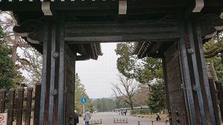 今出川駅近くに