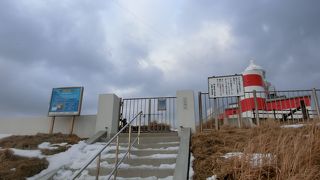 古い映画ですが、木下恵介監督の「喜びも悲しみも幾歳月」のラストシーンで出てくる場所です。