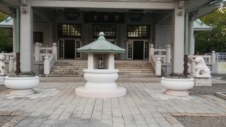 安田庭園のすぐちかく