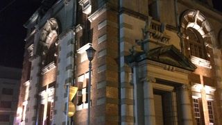 旧唐津銀行本店