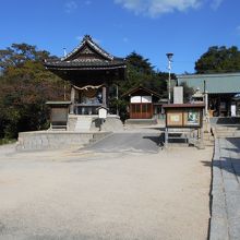 厳島神社境内の大太鼓