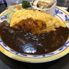 オムカレー、かきグラタン付き