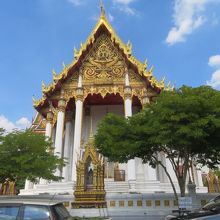 境内にある建物