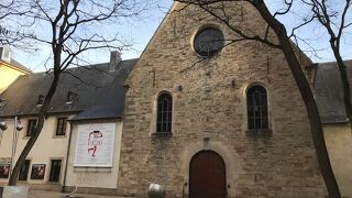 アルム広場から北へ