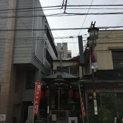 商店街沿いに