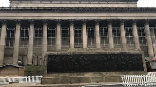 リバプール ライム ストリート駅の目の前