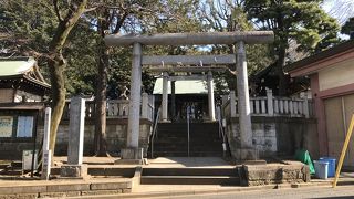 閑静な住宅街に囲まれています