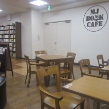MJ BOOK CAFE ｂｙ Mi Cafeto