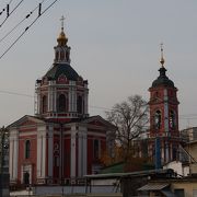 ロシア教会色は少な目な外観！