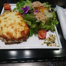 フランス定番メニューのランチ