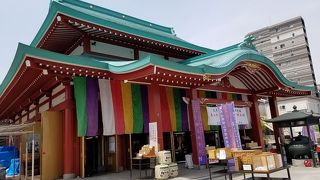 成田山信仰者の遙拝所から始まった